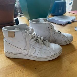 Nike | Court Royale 2 Sneaker | white | women’s 8